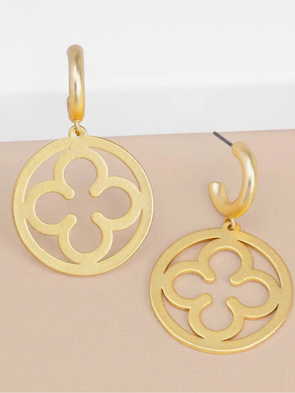 Zenzii matte clover earrings